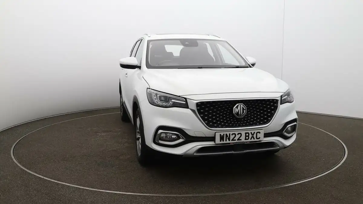 2022-mg-hs-15t-gdi-exclusive-162ps-dct-big-35