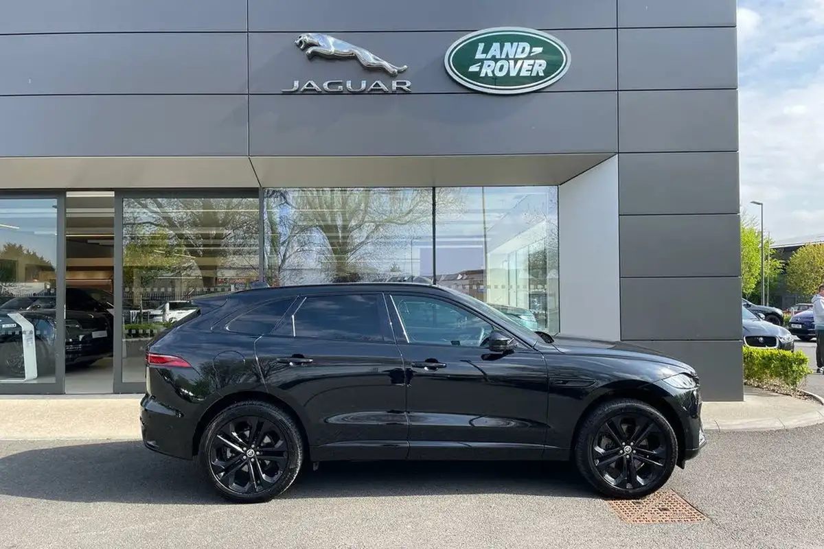 2024-jaguar-f-pace-20-p400e-r-dynamic-hse-black-90th-anniversary-edition-big-1