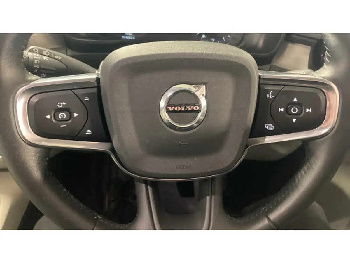 2021-volvo-xc40-15-t3-inscription-pro-161bhp-auto-big-30