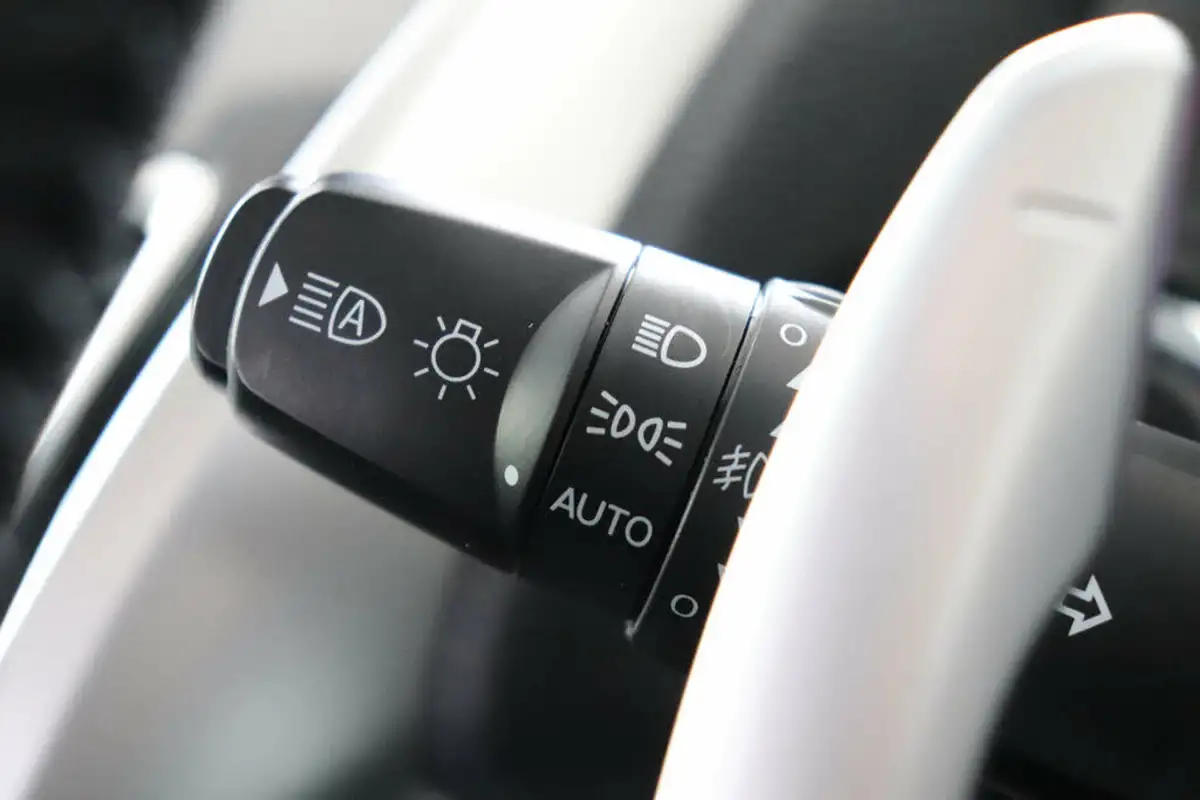 2018-mitsubishi-eclipse-cross-15-4-auto-big-68