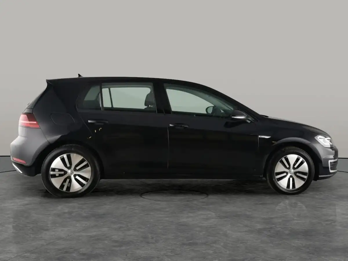 2020-volkswagen-golf-e-e-golf-big-10