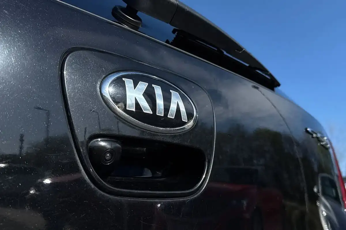 2021-kia-picanto-10-t-gdi-gt-line-s-big-24