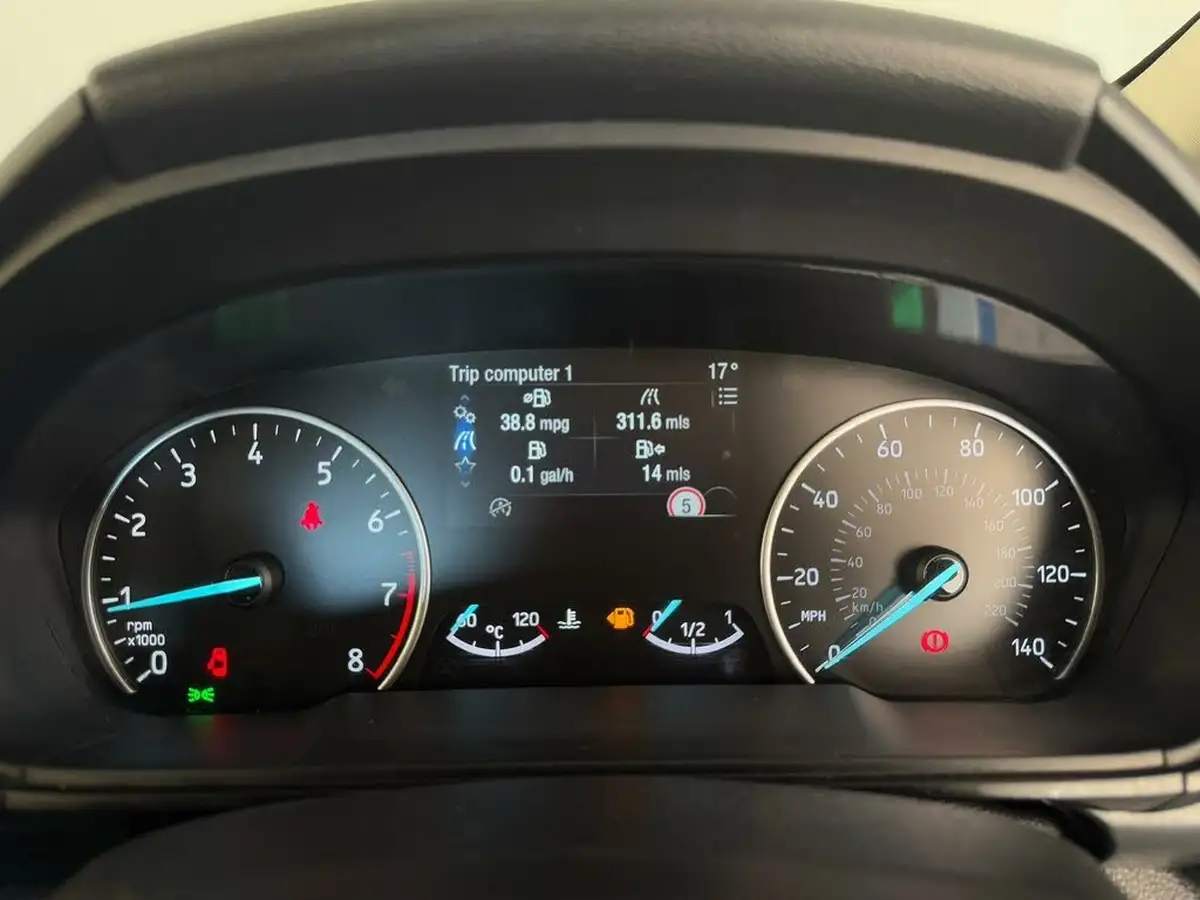 2020-ford-ecosport-10t-st-line-125ps-big-37