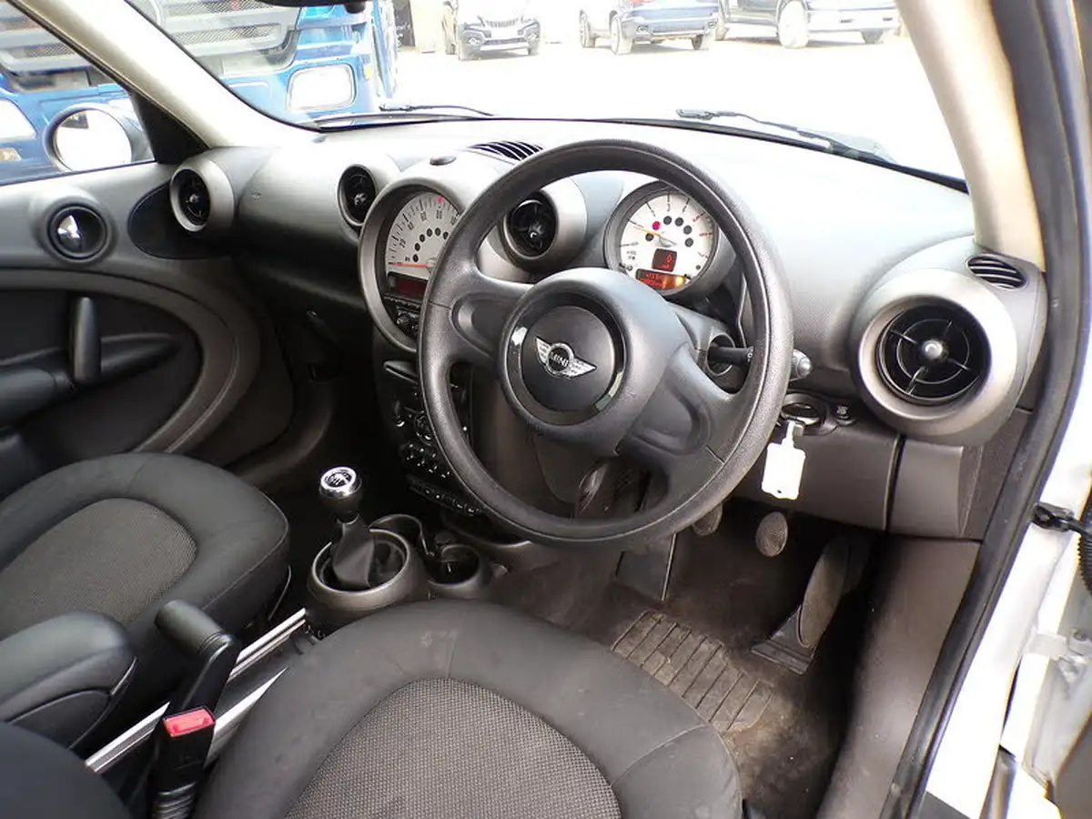 2011-mini-countryman-16td-cooper-d-112bhp-1598cc-big-13
