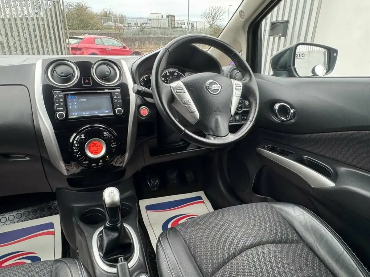 2014-nissan-note-15dci-tekna-big-17