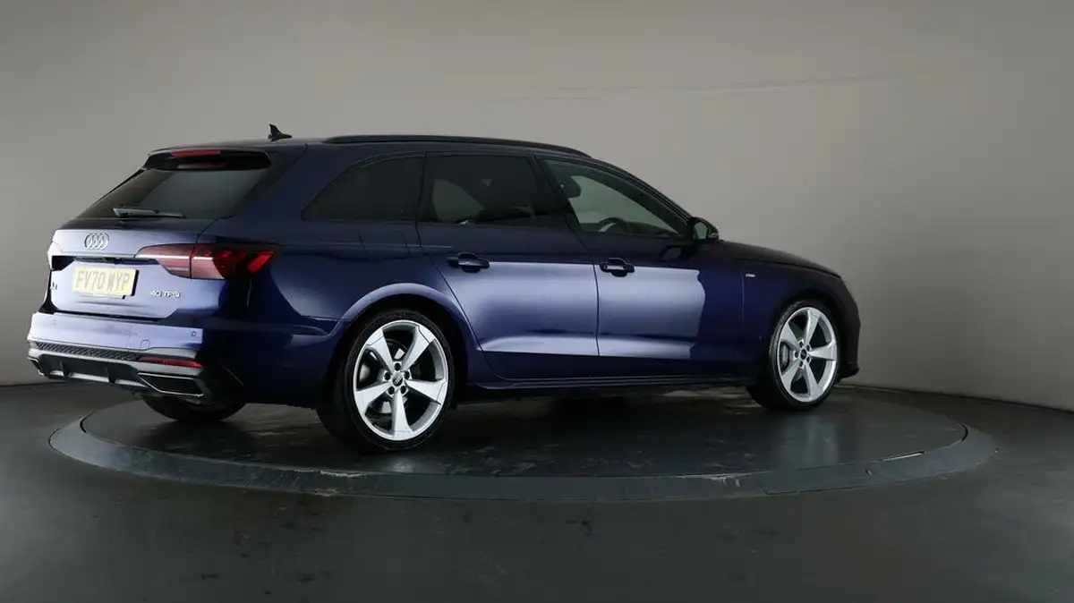 2021-audi-a4-avant-20-40-tfsi-black-edition-204ps-big-58