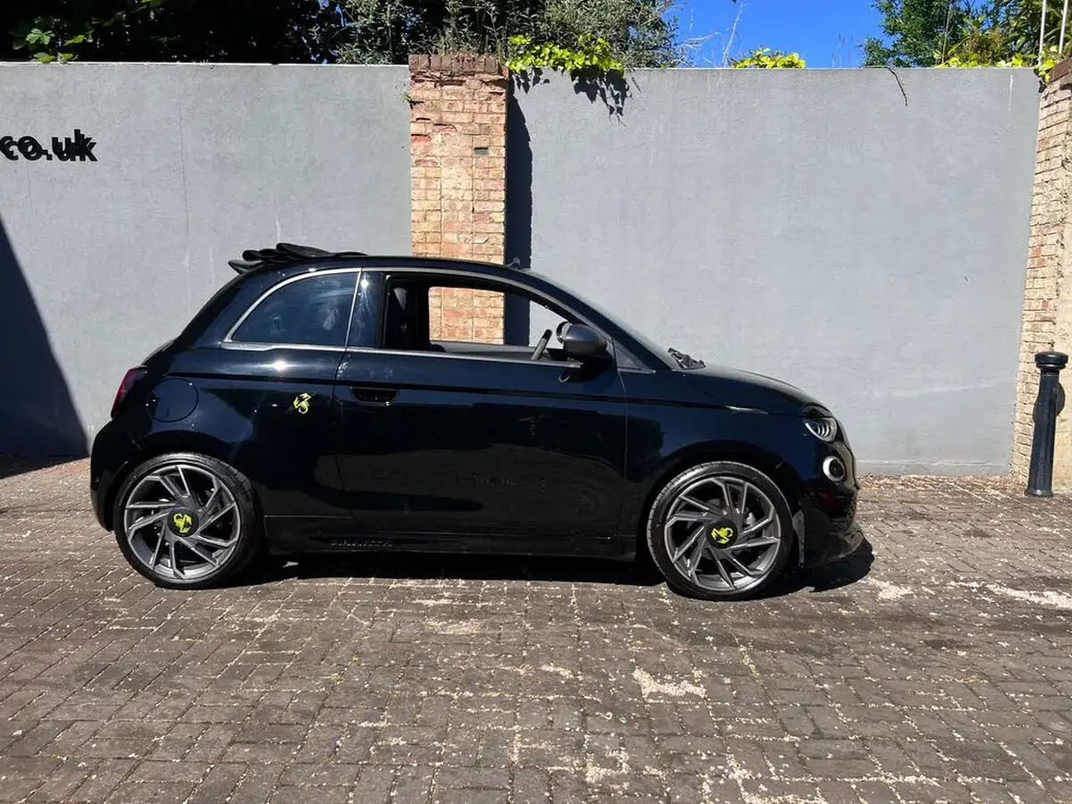 2023-abarth-500c-e-500e-turismo-big-1