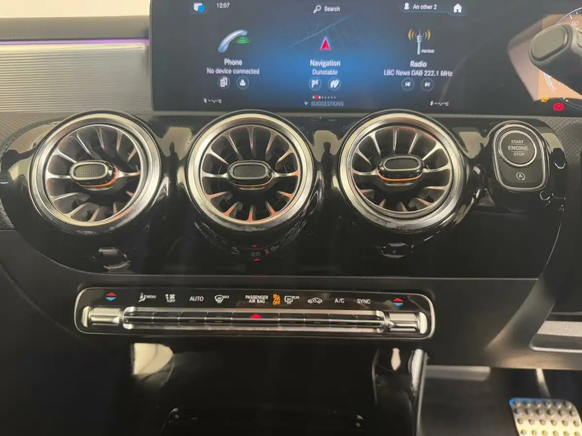 2023-mercedes-benz-a-class-13-a180-amg-line-premium-hatchback-5d-7g-dct-big-31
