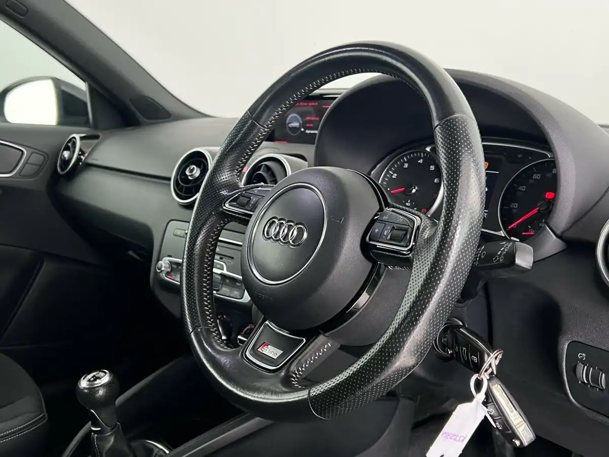 2017-audi-a1-14-tfsi-s-line-125ps-sportback-5d-big-15