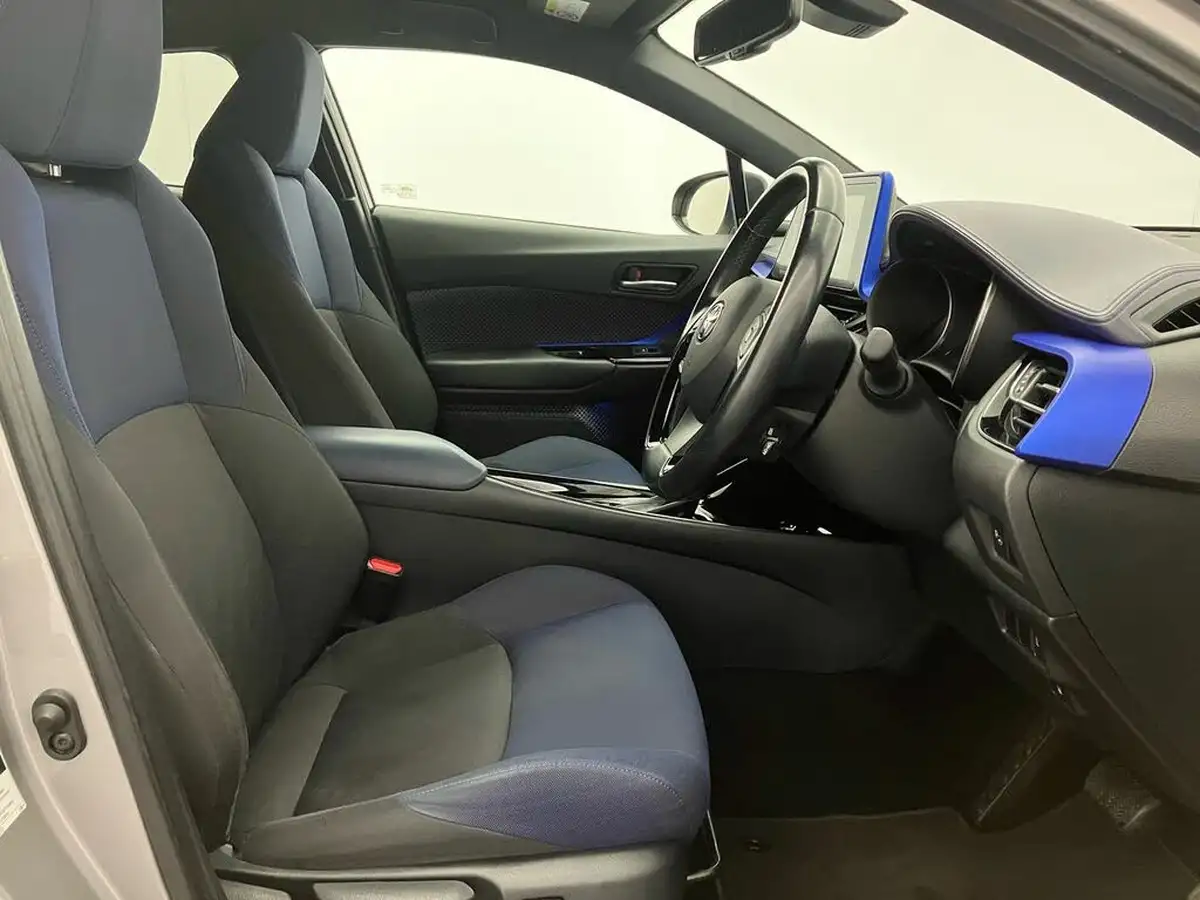 2017-toyota-c-hr-18-vvt-i-dynamic-big-24