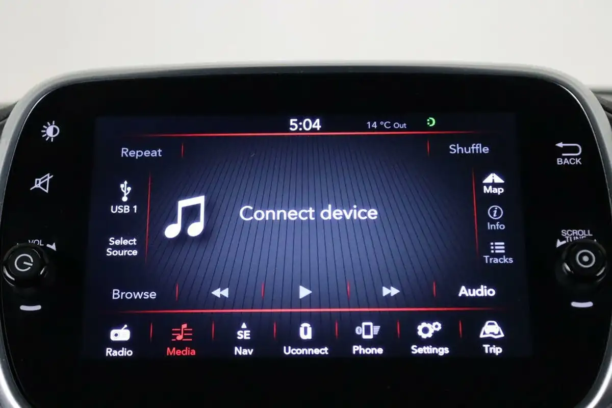 2021-fiat-500-10-launch-edition-big-25