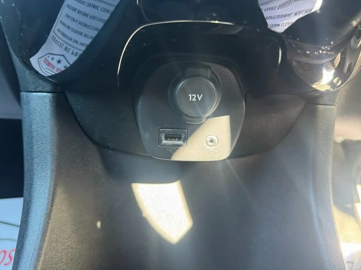 2016-citroen-c1-10-vti-airscape-flair-5d-etg-big-17