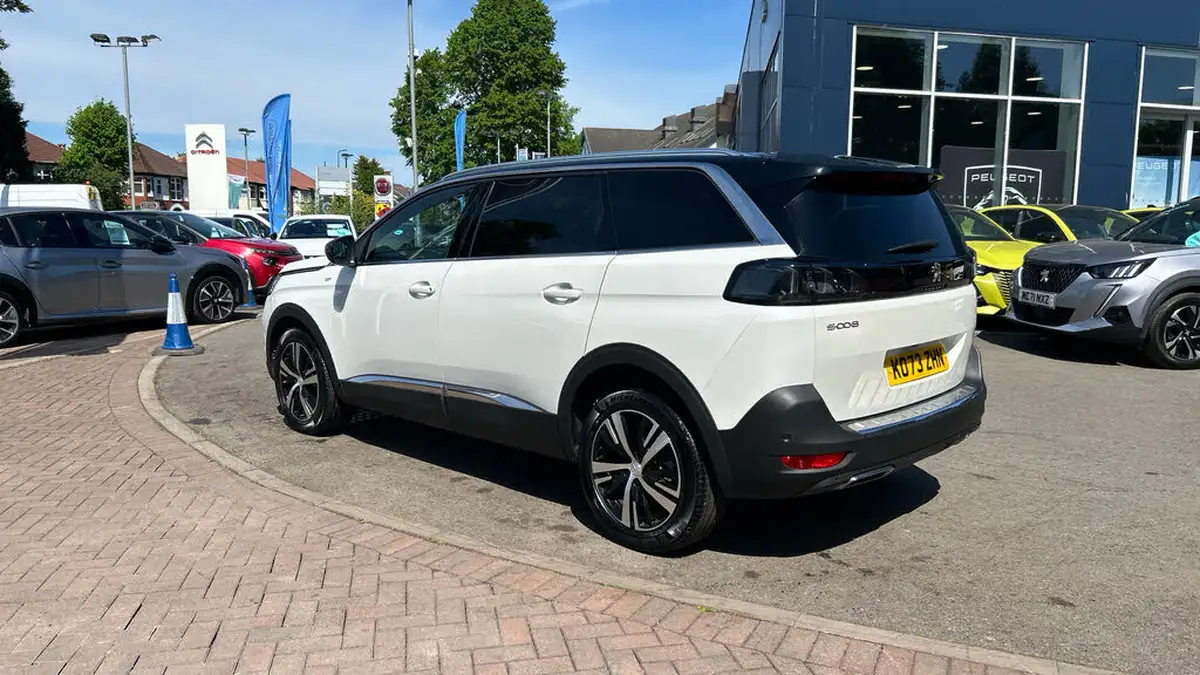 2024-peugeot-5008-suv-15-bluehdi-gt-130ps-big-4