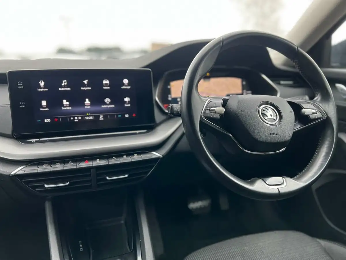 2022-skoda-octavia-14-tsi-se-technology-estate-big-13