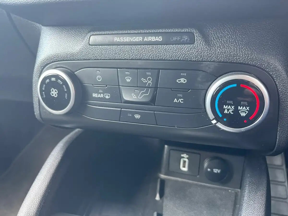 2020-ford-focus-10t-active-edition-125ps-estate-auto-big-14