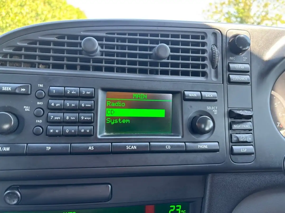 2005-saab-9-3-20-aero-convertible-2d-auto-big-27