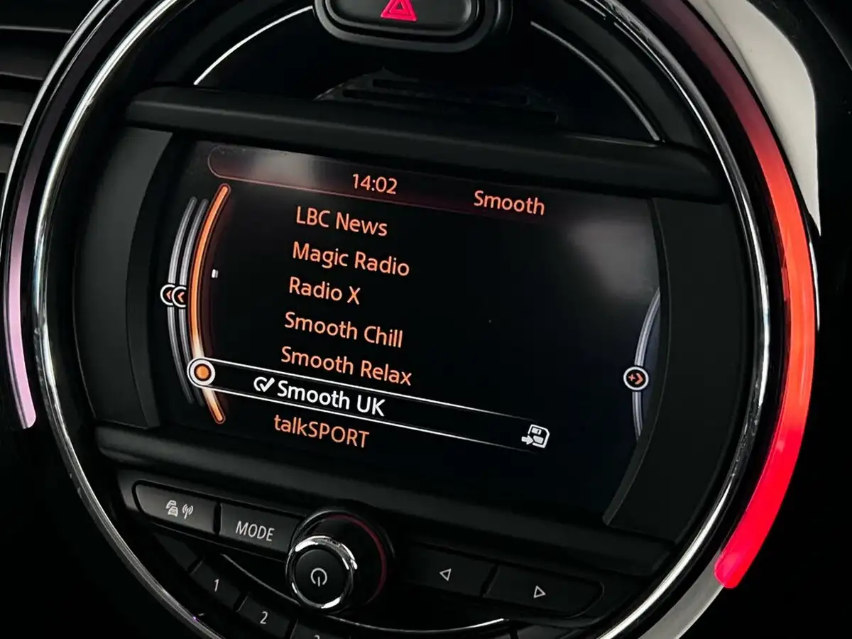 2014-mini-cooper-15-cooper-3d-big-19