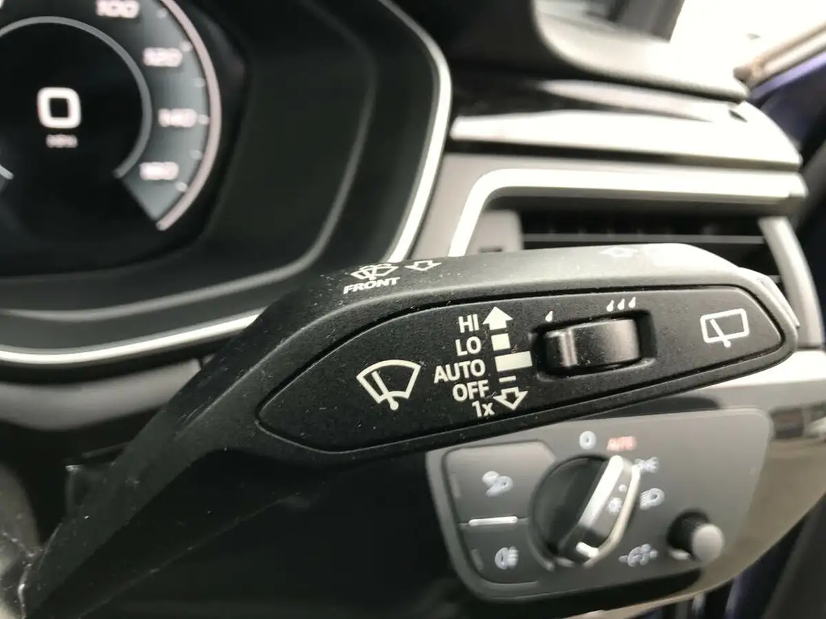 2021-audi-a4-avant-20-35-tfsi-black-edition-s-tronic-big-29