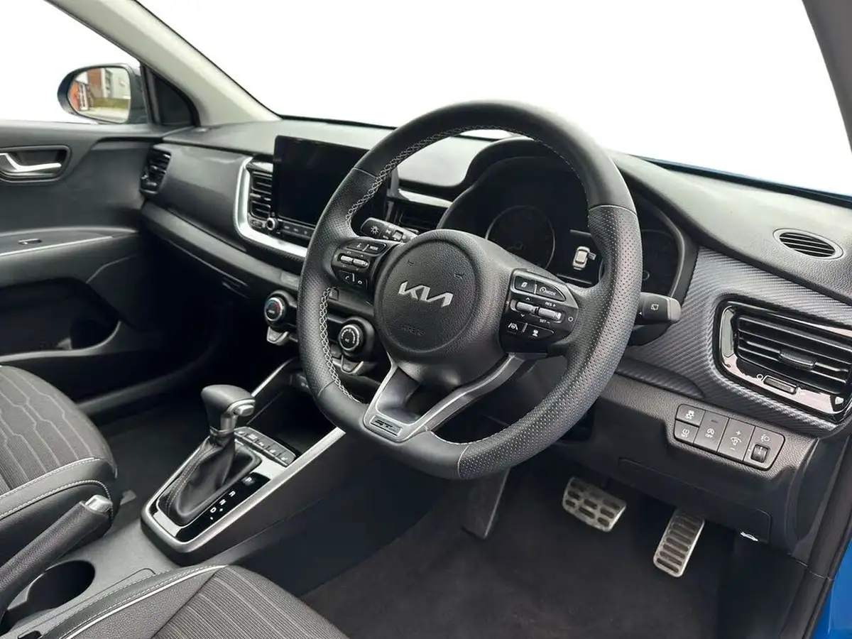 2024-kia-stonic-10-t-gdi-gt-line-s-98bhp-dct-big-9