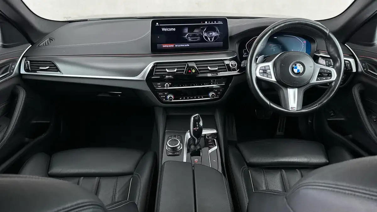 2022-bmw-5-series-20td-520d-m-sport-mht-touring-5d-big-10