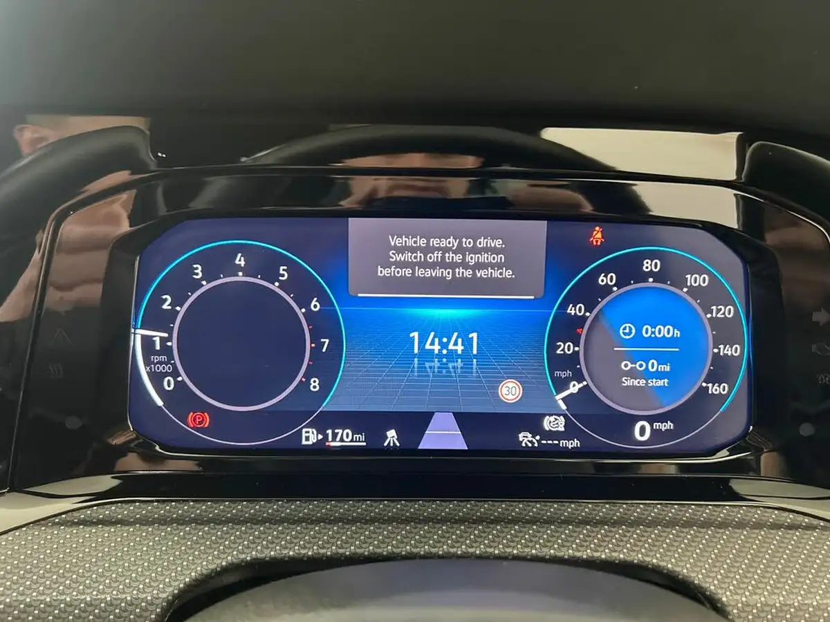 2022-volkswagen-golf-15-tsi-r-line-130ps-hatchback-big-20