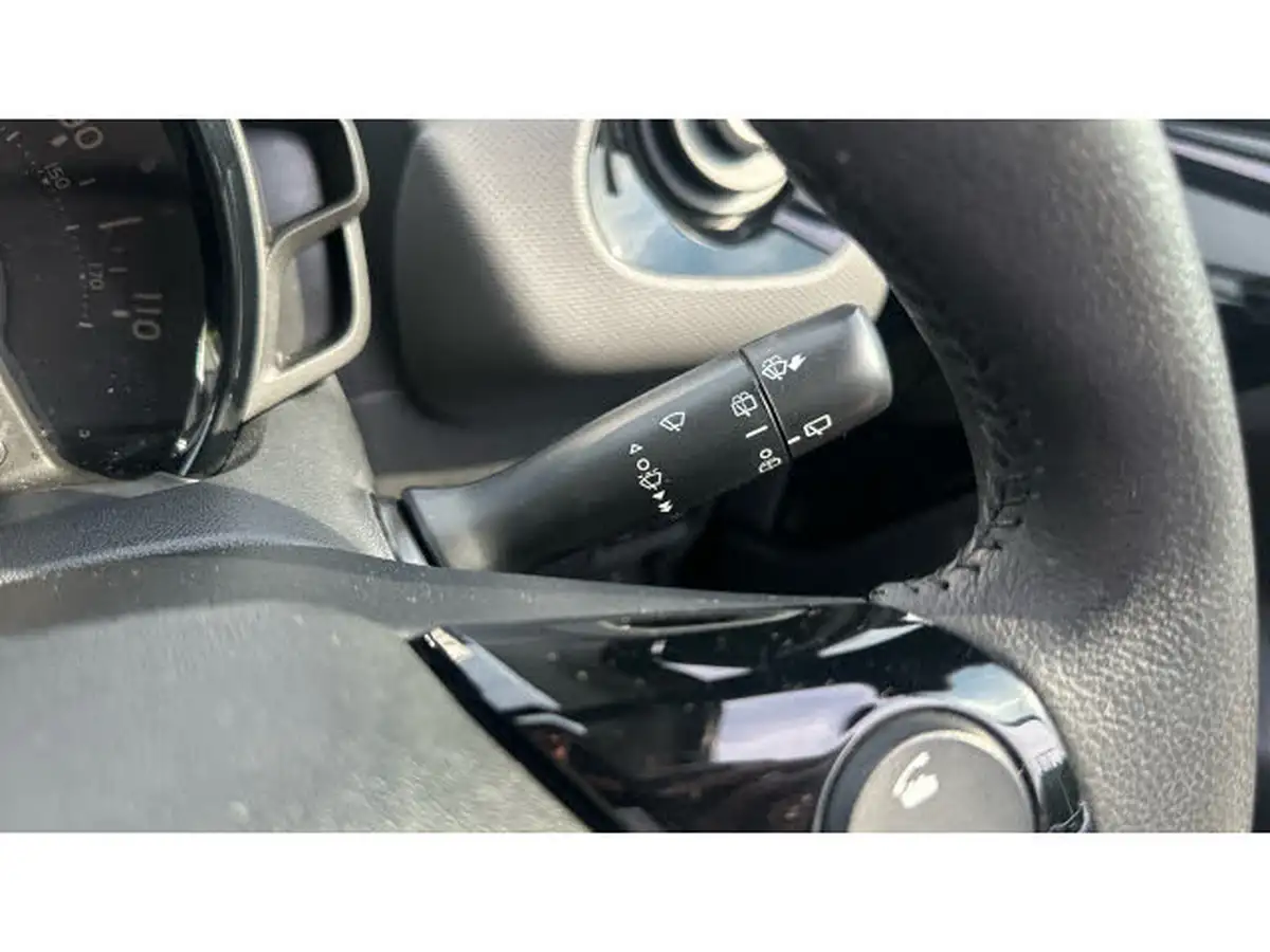 2021-peugeot-108-10-allure-hatchback-5d-big-23