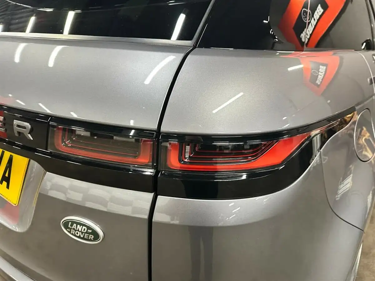 2022-land-rover-range-rover-evoque-20-d200-r-dynamic-hse-big-31