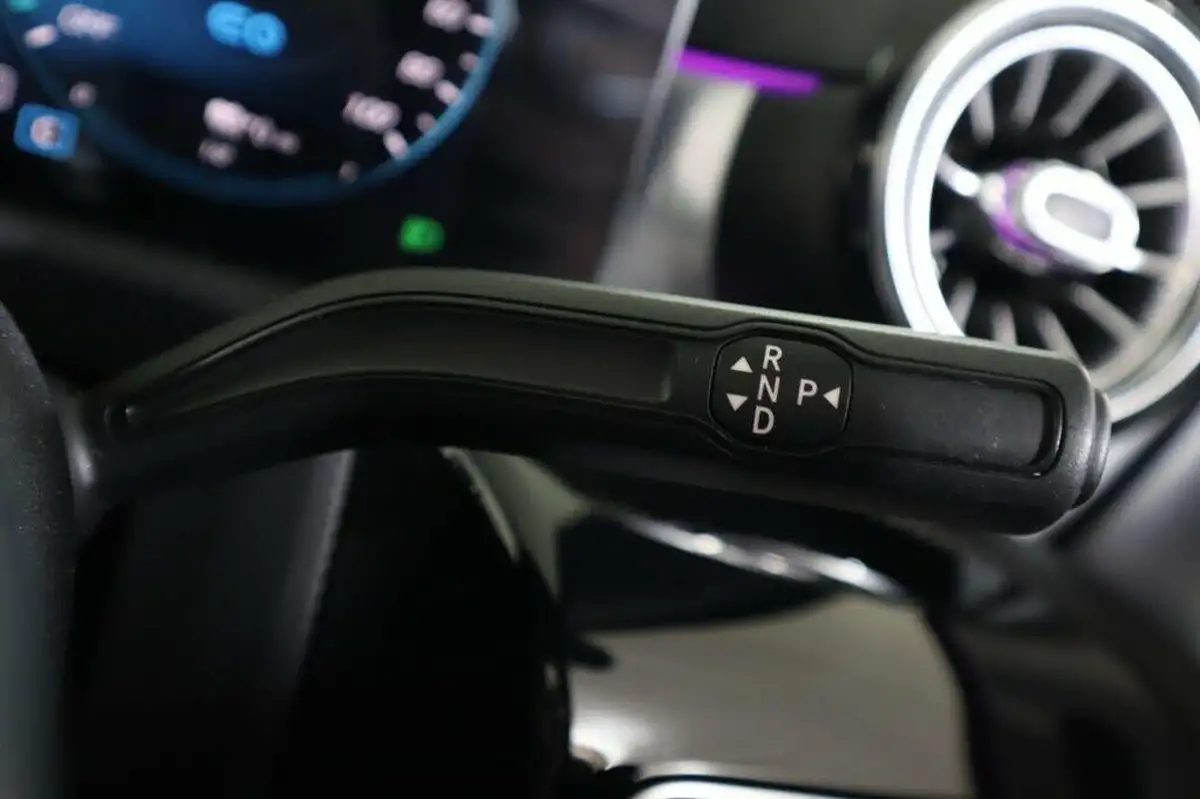 2020-mercedes-benz-a-class-13-a250e-amg-line-premium-plus-saloon-4d-big-16