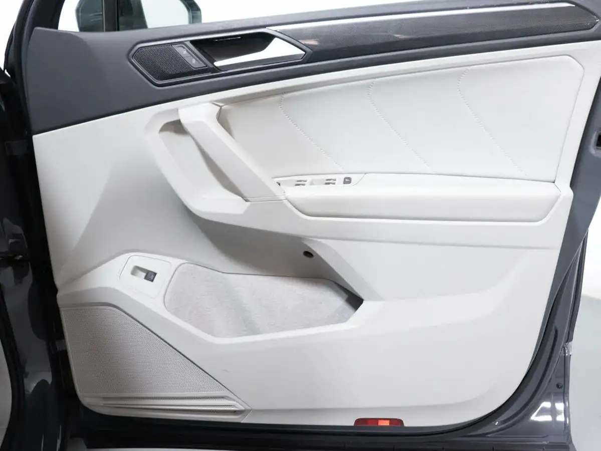 2021-volkswagen-tiguan-20-tsi-elegance-big-44