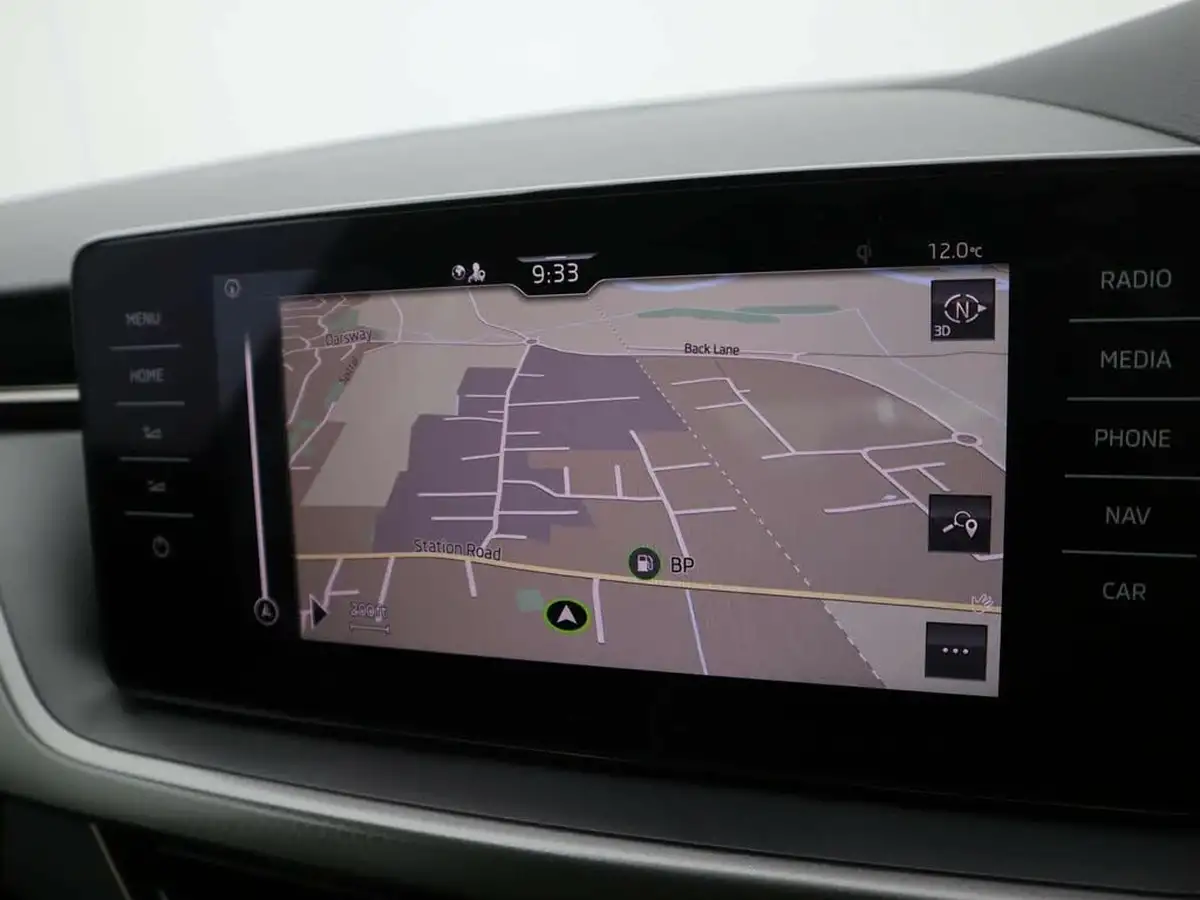 2020-skoda-scala-15-tsi-se-l-big-15