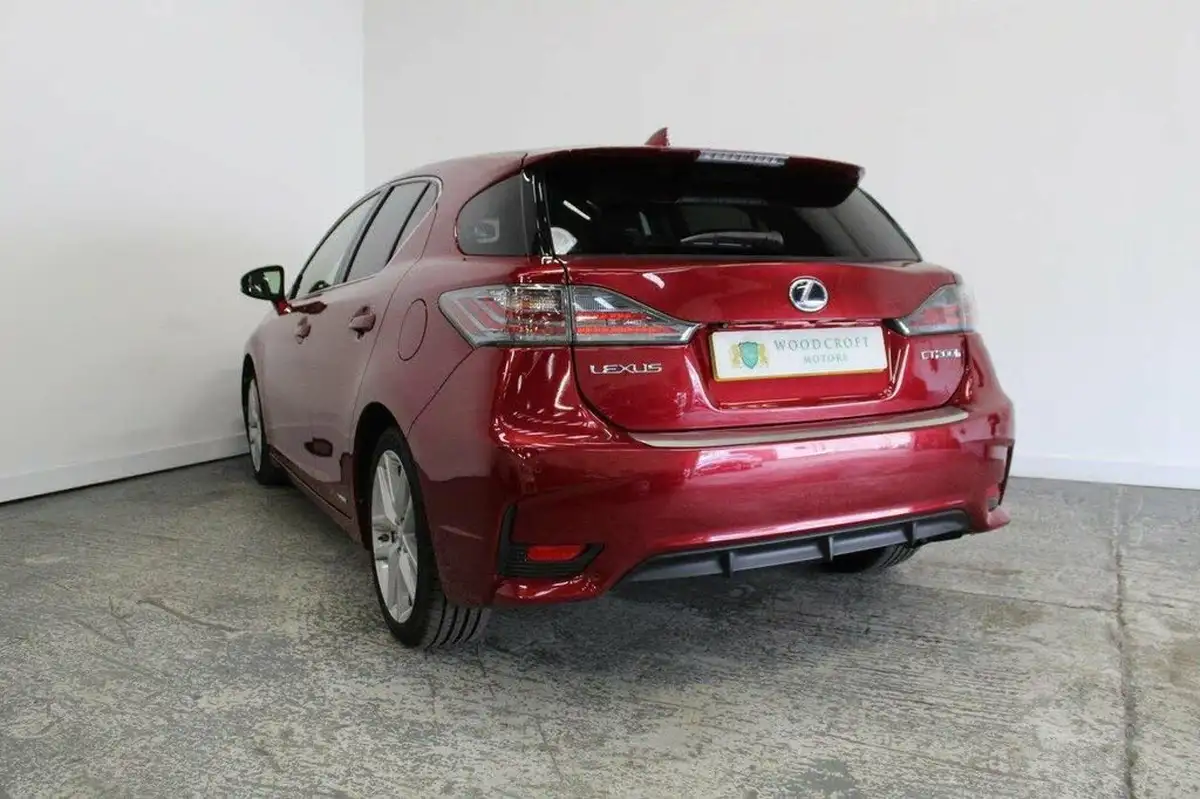 2014-lexus-ct-200h-18-premier-big-6