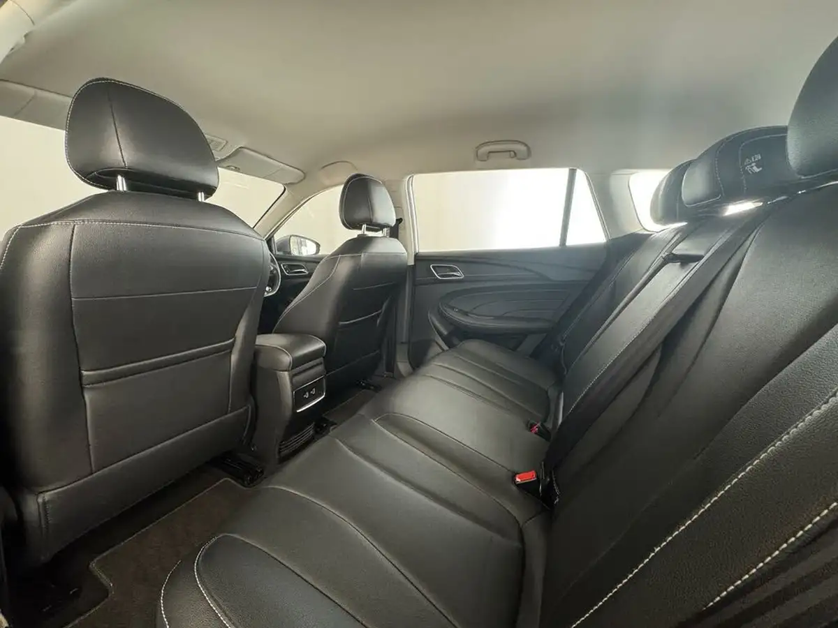 2021-mg-mg5-e-exclusive-ev-long-range-big-13