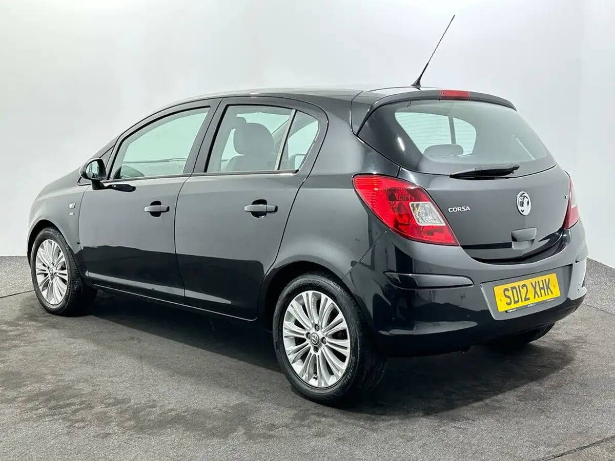 2012-vauxhall-corsa-14-se-5d-big-5