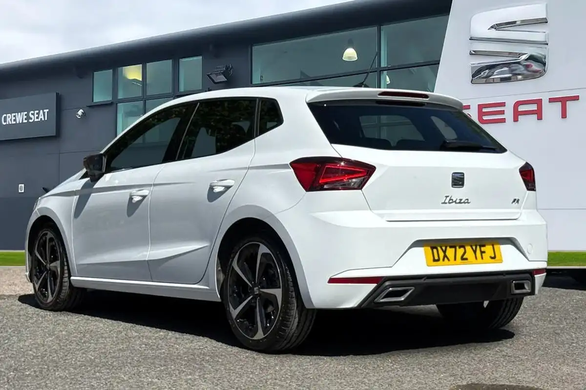 2022-seat-ibiza-10-tsi-fr-sport-110ps-dsg-big-1