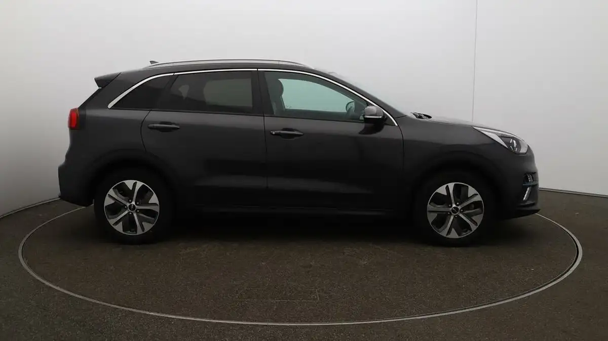 2022-kia-e-niro-ev-2-64-big-47