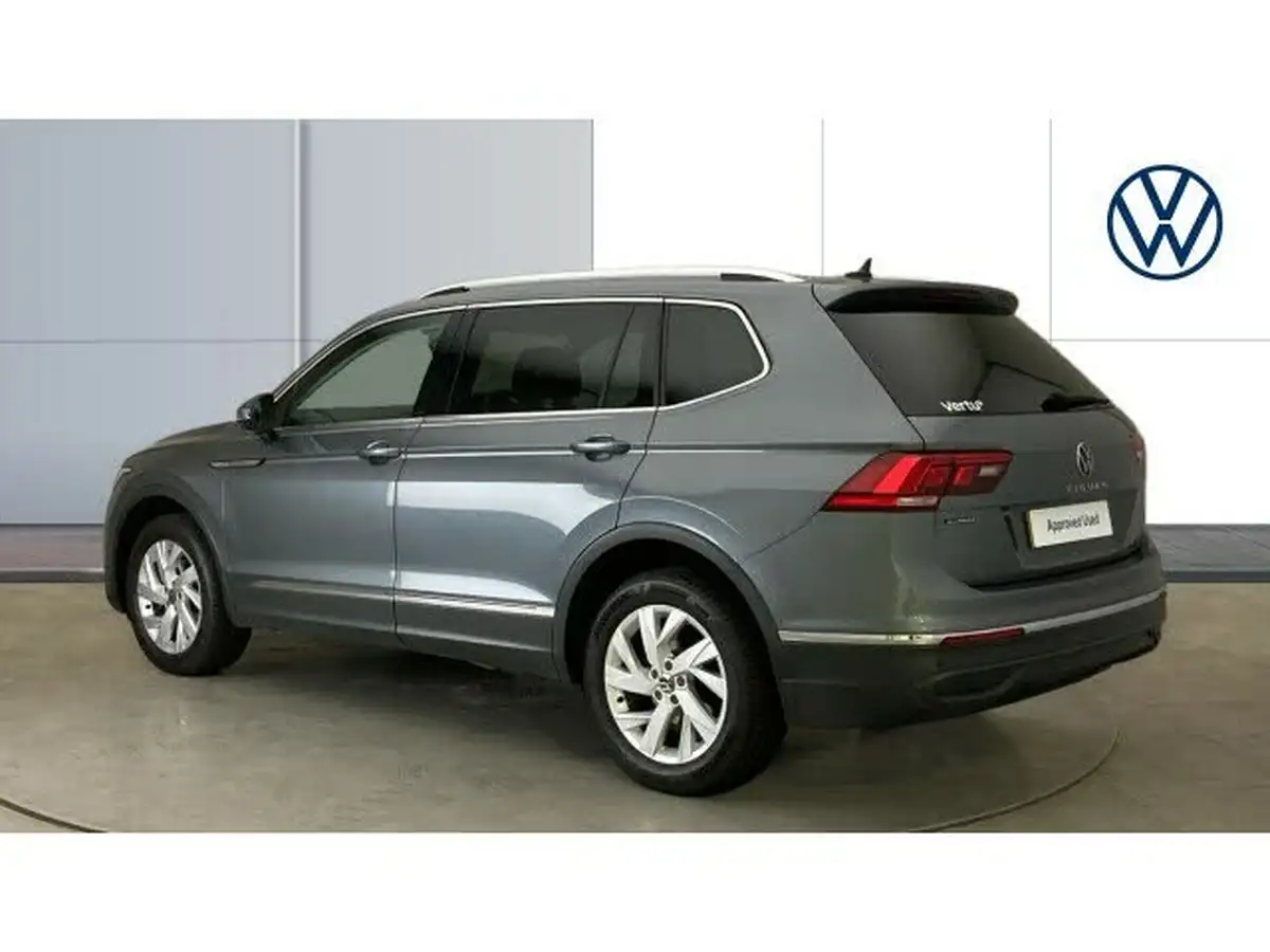 2023-volkswagen-tiguan-allspace-15-tsi-life-big-2