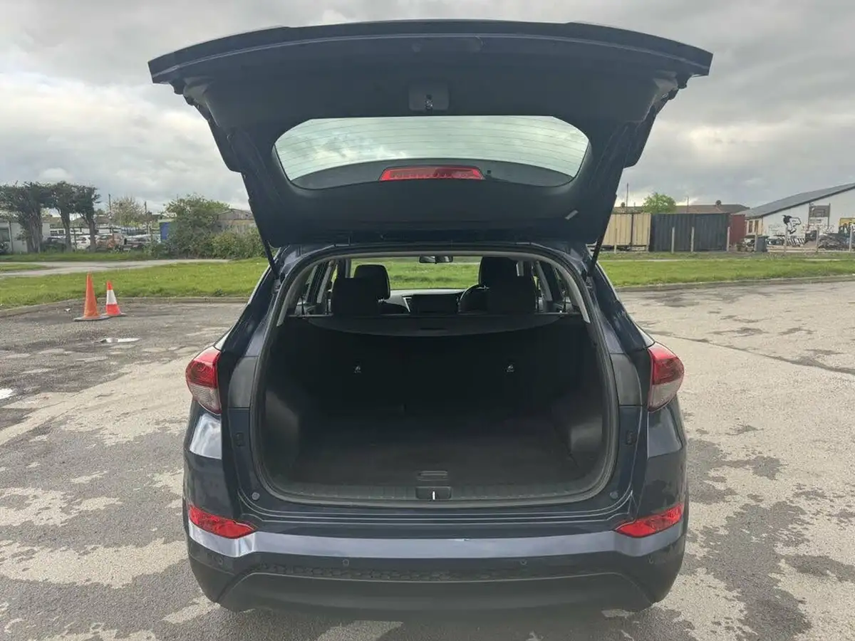 2017-hyundai-tucson-17crdi-blue-drive-se-nav-116ps-big-19