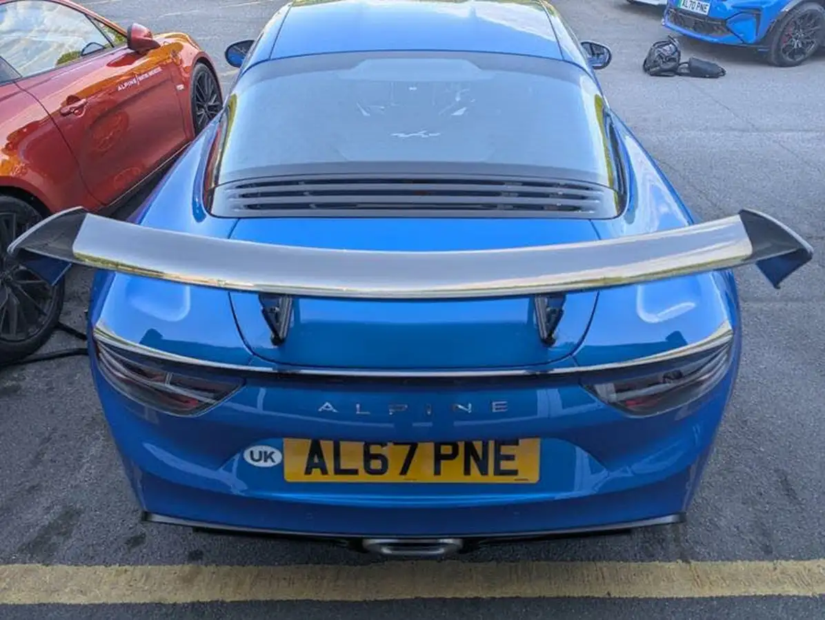 2019-alpine-a110-18-t-legende-brown-big-2