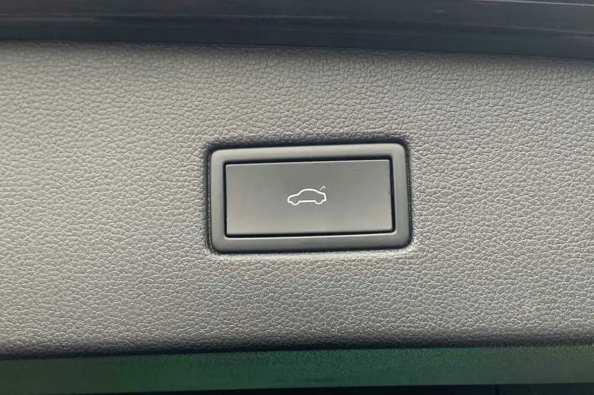2022-volkswagen-tiguan-15-tsi-elegance-big-29