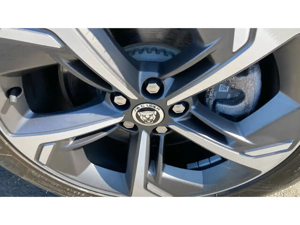 2024-jaguar-e-pace-20-d200-r-dynamic-se-black-big-34