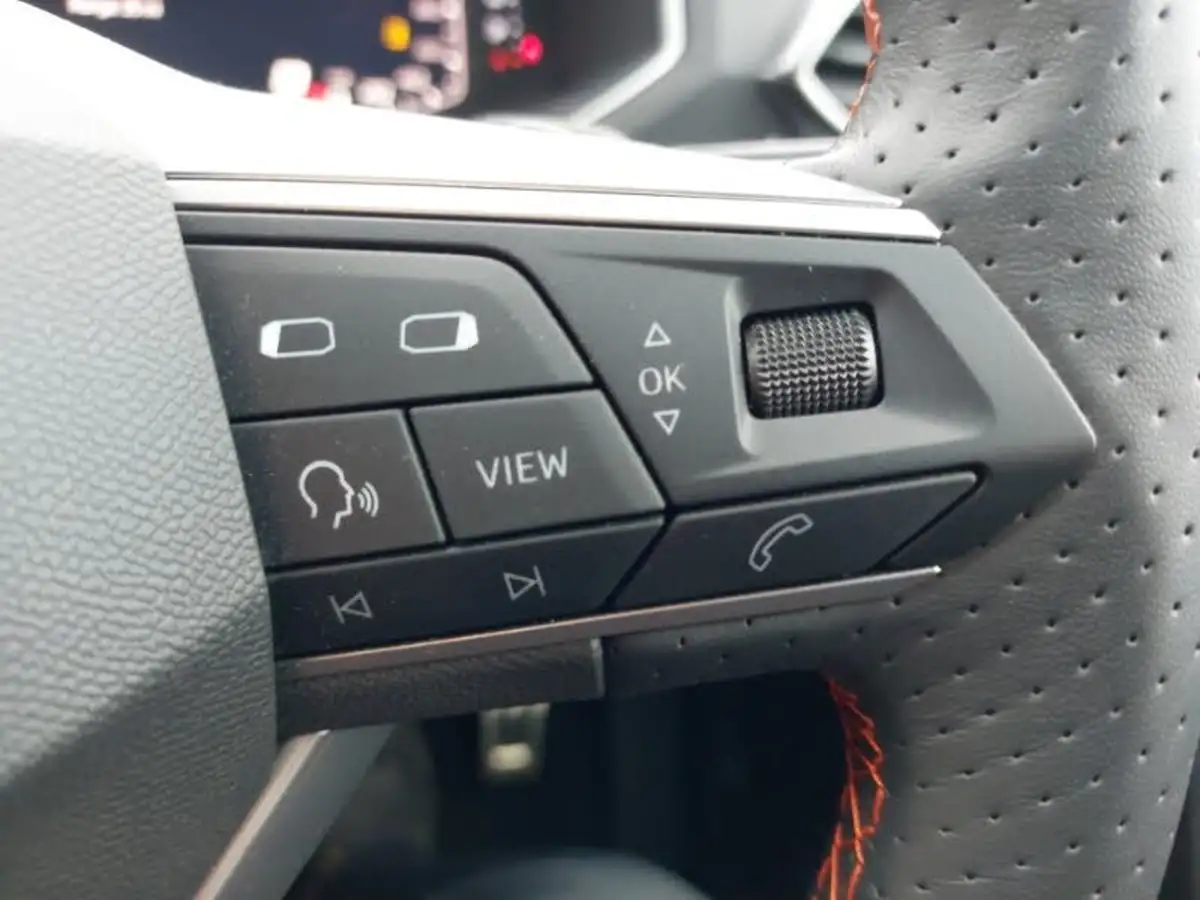 2024-seat-tarraco-15-ecotsi-fr-sport-big-12