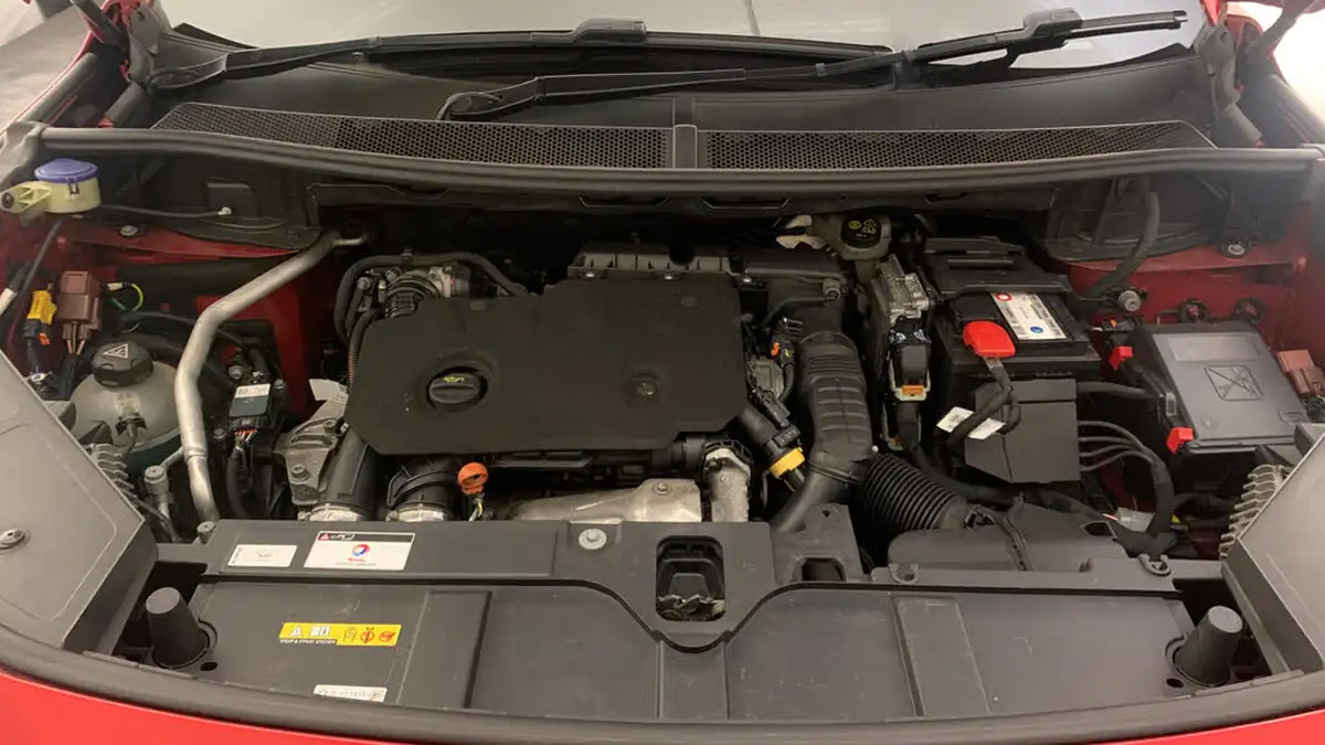 2018-ds-ds-7-crossback-15-bluehdi-performance-line-big-20