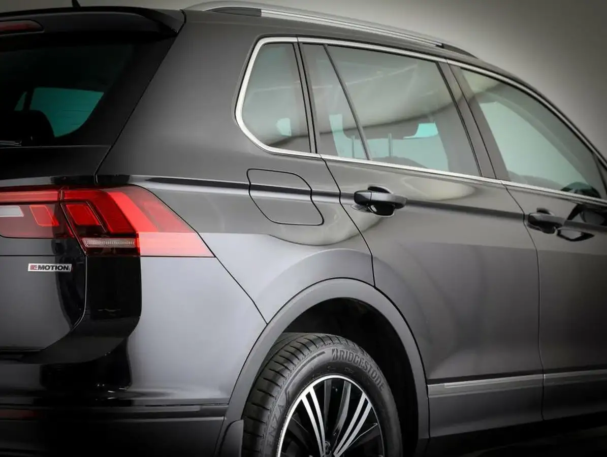 2018-volkswagen-tiguan-20tdi-se-150ps-4motion-ss-big-8