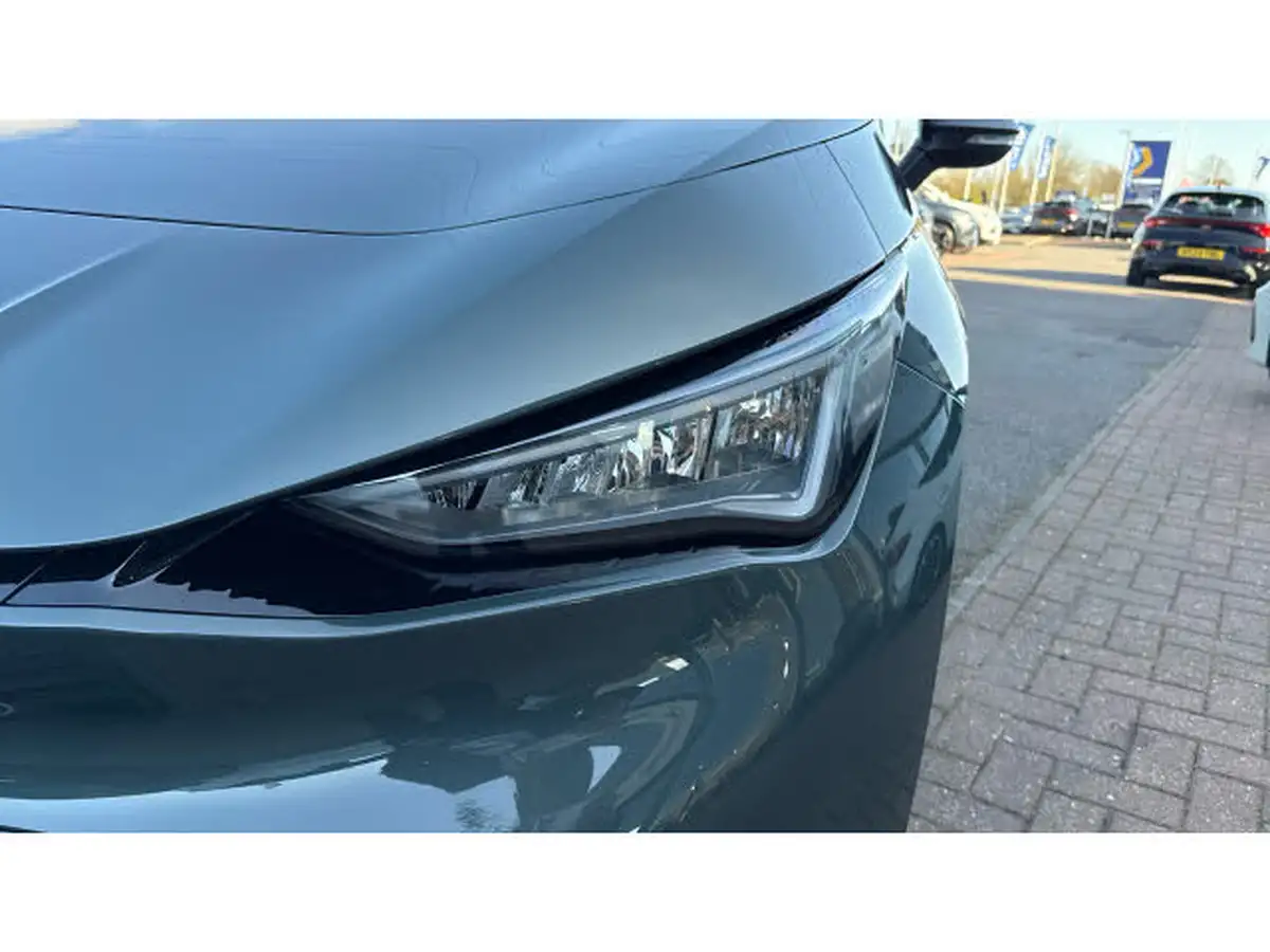 2025-cupra-born-e-vz-big-42