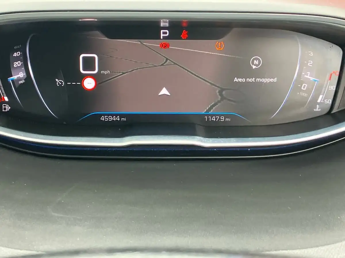 2022-peugeot-5008-suv-12-puretech-allure-eat8-big-46
