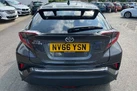 2017-toyota-c-hr-12-dynamic-small-32