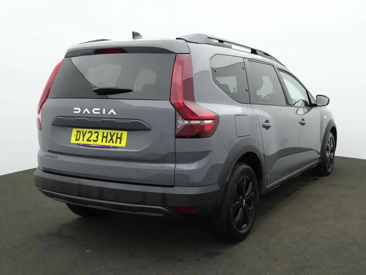 2023-dacia-jogger-10-tce-extreme-se-big-4