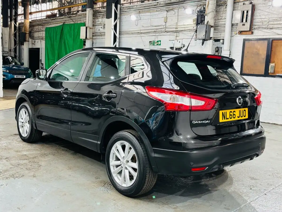 2016-nissan-qashqai-15dci-acenta-tech-pk-big-7