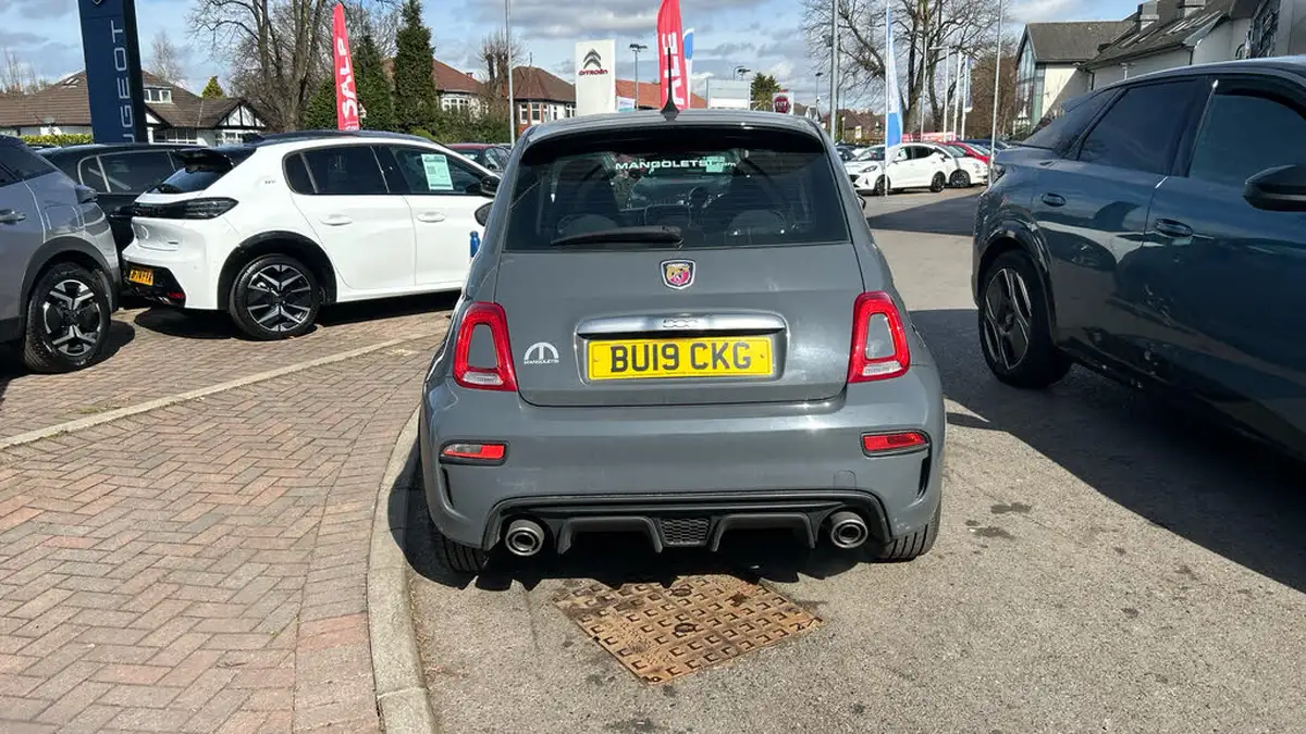 2019-abarth-595-14-tjet-big-8