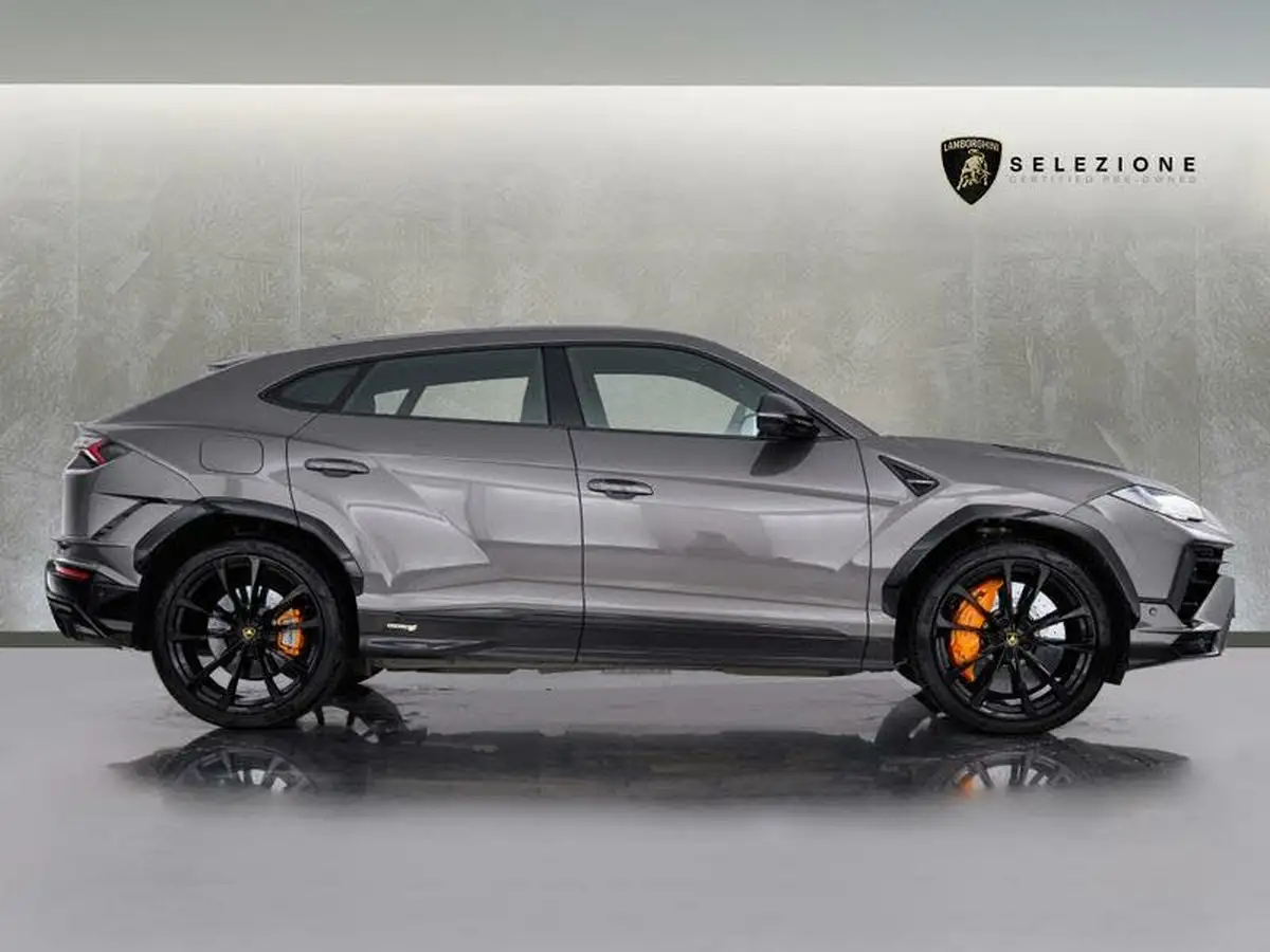 2024-lamborghini-urus-40-no-trim-big-1